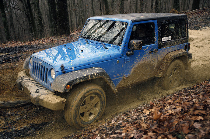 21-2012-jeep-wrangler-sport-review.jpg