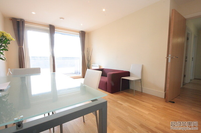 Maxwell Properties - For Sale, Buy - 2 bed in Wharfside Point - Canary Wharf, E14 (18).JPG