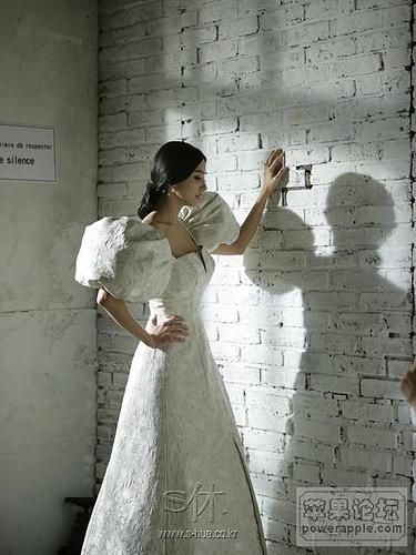 wedding dress21.jpg