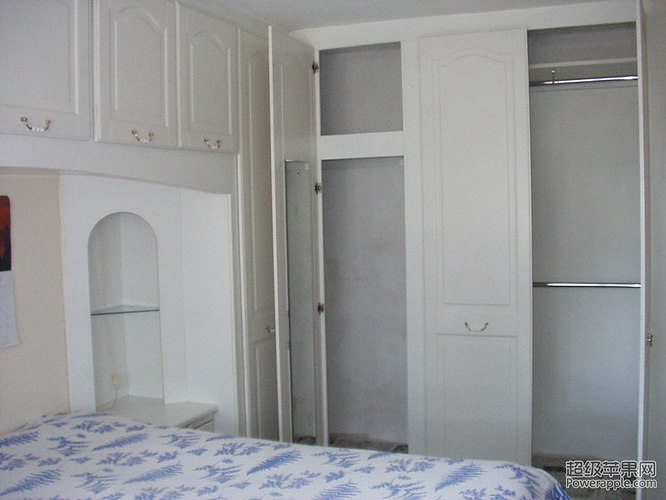 room2.JPG