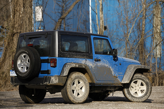 09-2012-jeep-wrangler-sport-review.jpg