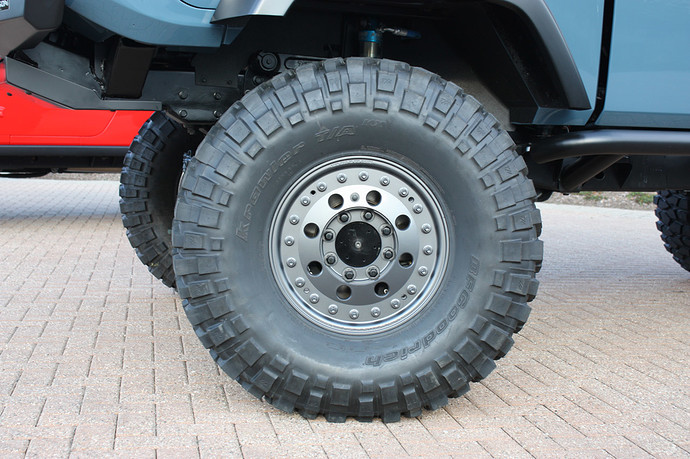 09-jeep-mighty-forward-control.jpg