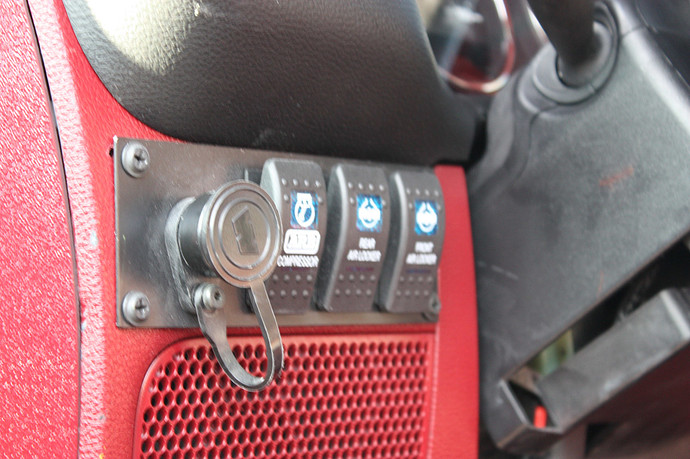 20-jeep-mighty-forward-control.jpg