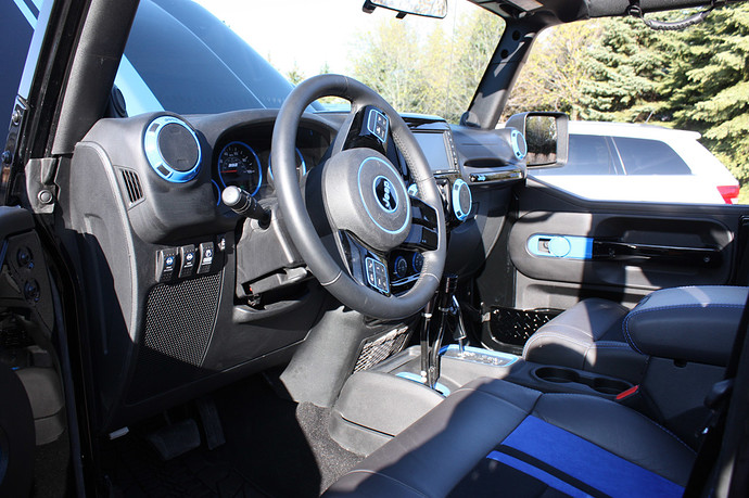 09-jeep-wrangler-apache-concept.jpg