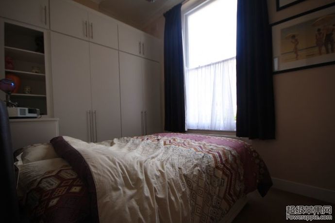 Bedroom 1.JPG