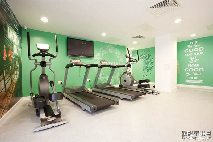 London_Student_Accommodation_The_Curve_gym_2.jpg