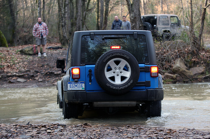 27-2012-jeep-wrangler-sport-review.jpg