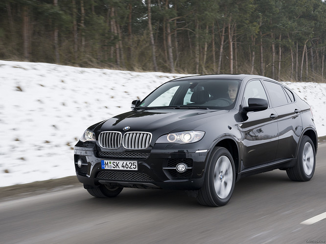 2013_bmw_x6_13_1600x1200.jpg