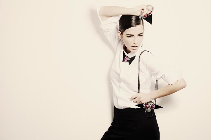 LionJewels2553-Edit.jpg