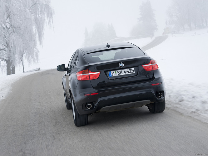 2013_bmw_x6_6_1600x1200.jpg