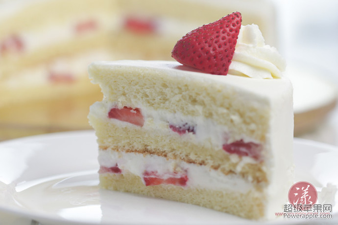 Strawberry Chiffon Cake_750-6.jpg