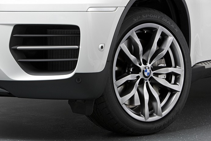 2013-bmw-x6-m50d-equipment-list-revealed_11.jpg