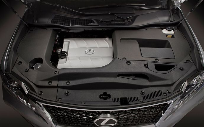 2013-Lexus-RX-350-F-Sport-engine-cover.jpg