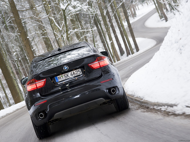 2013_bmw_x6_17_1600x1200.jpg