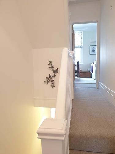 painting-work-in-white-durable-paint-to-the-hallway-in-sw18-london-mi-decor-img_32e1f7920cb6c99a_14-3818-1-2735e6c