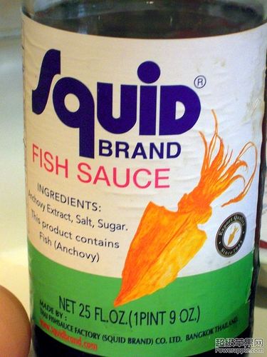 Squid-Brand-Fish-Sauce.jpg