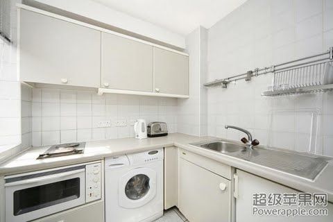 333CCkitchen.JPG
