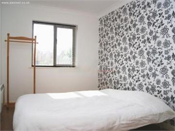 bed room1.jpg