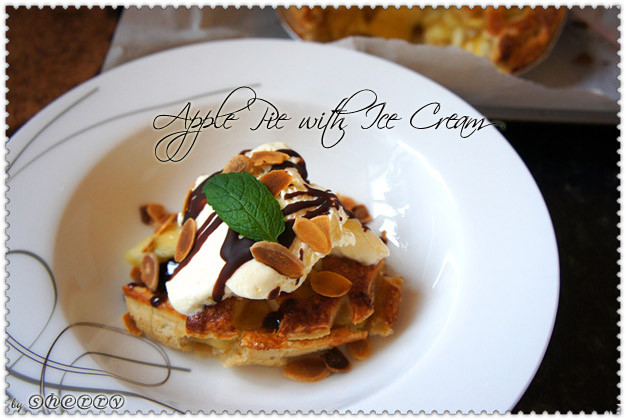 Apple Pie with Ice Cream.jpg