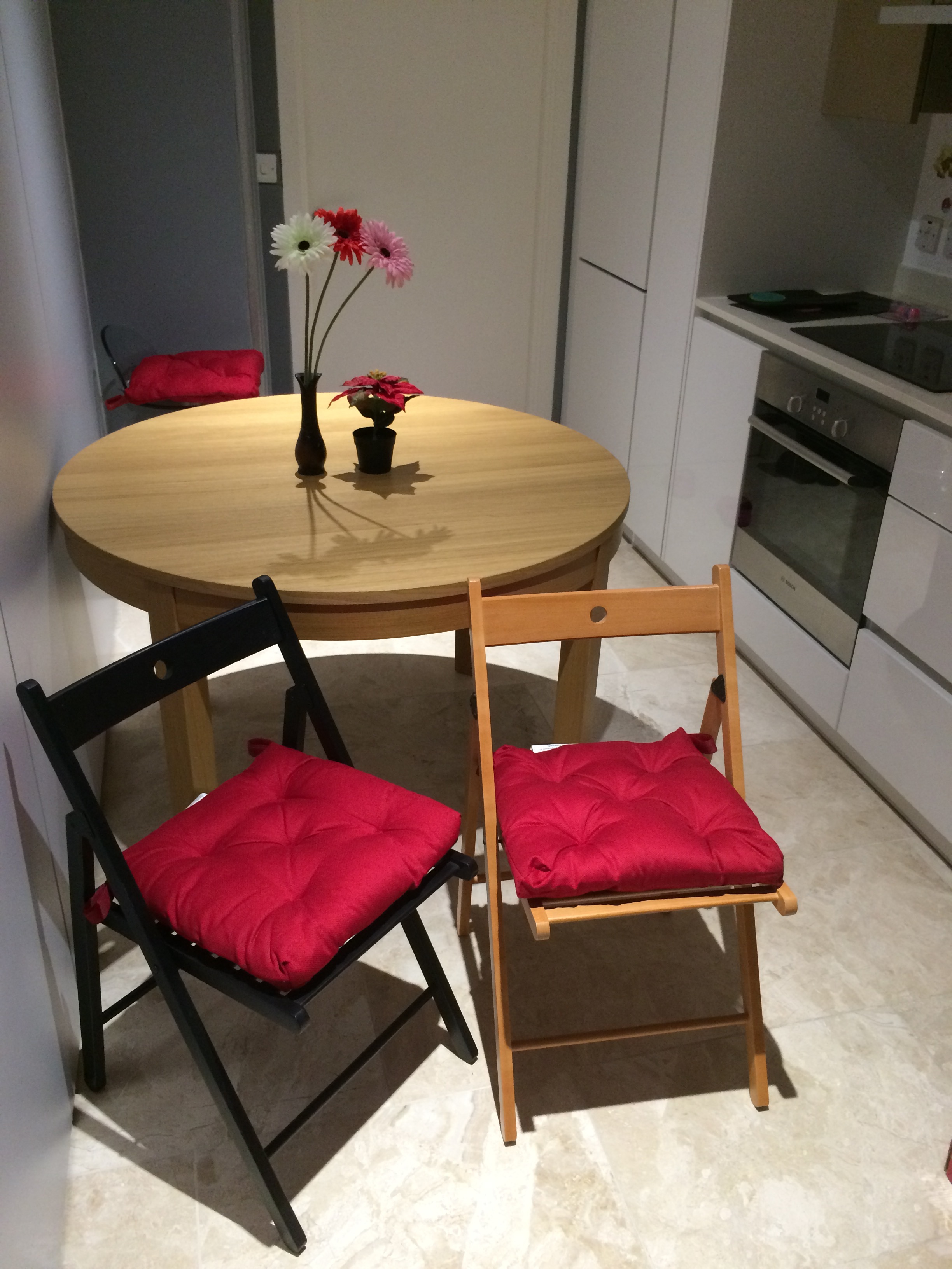 use - kitchen dining table (4)